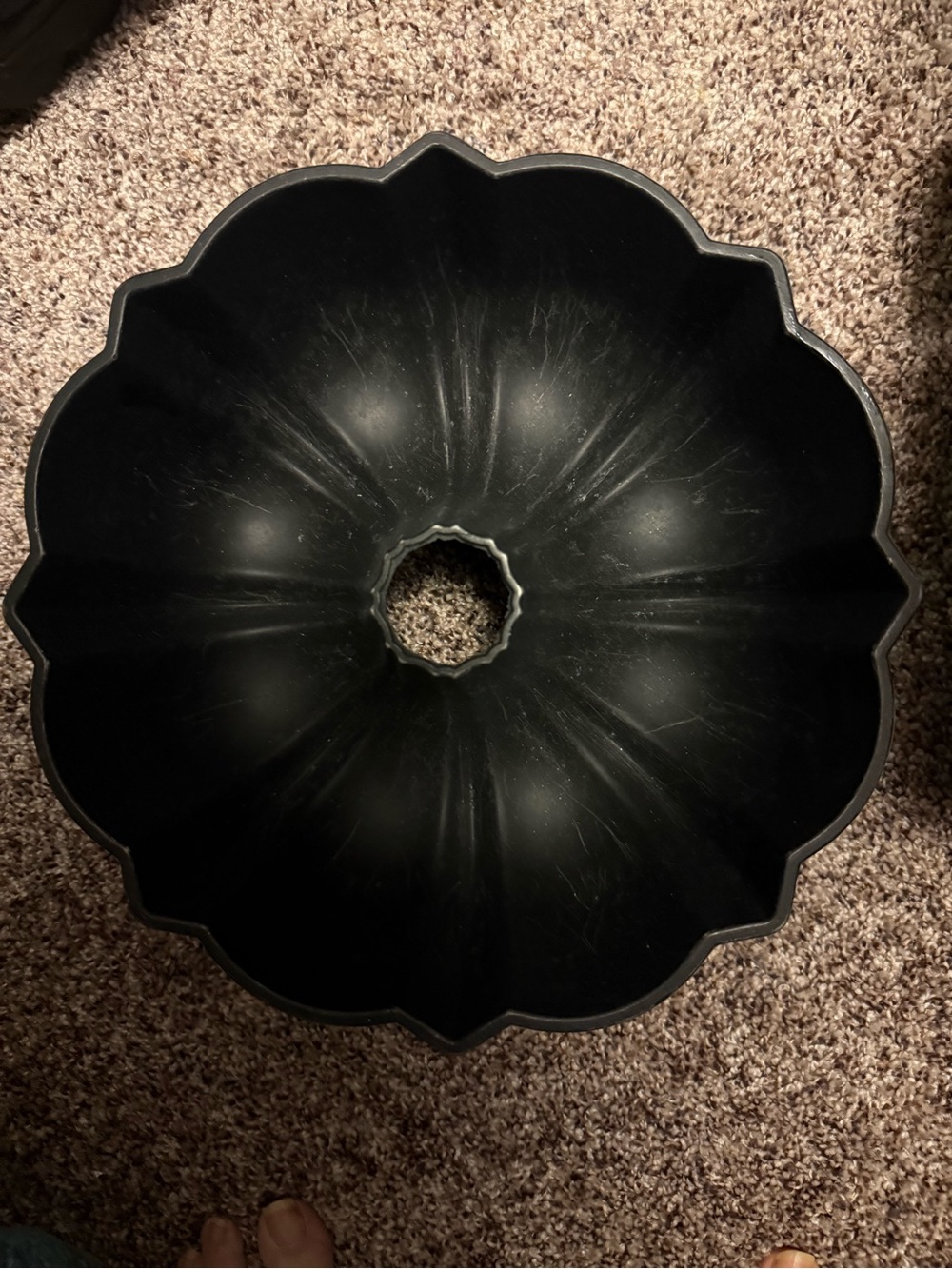 Black Fluted Bundt Cake Pan - Non-Branded